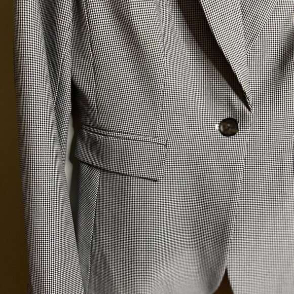 NWT J.Crew Houndstooth Peplum Back Blazer in Black Ivory Jacket Size 4 - Picture 4 of 9